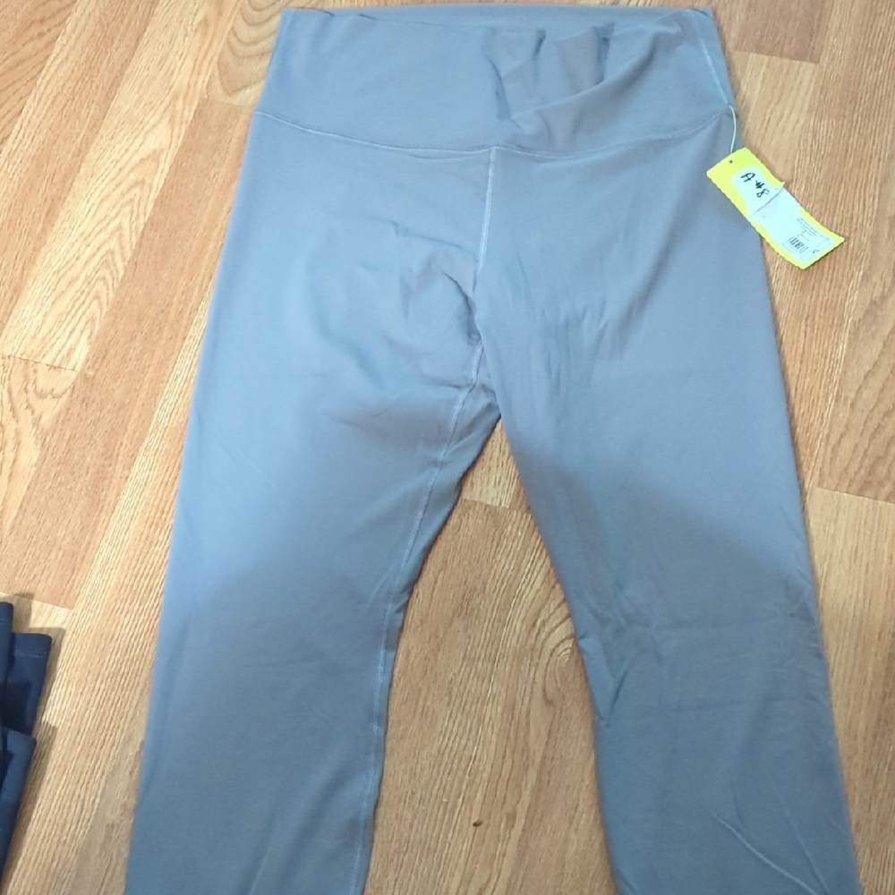 All in Motion Women's  Light Gray Leggings